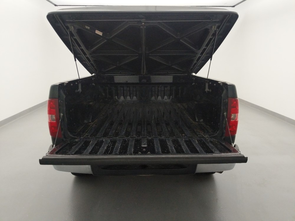 2011 Chevrolet Silverado 1500 - Trunk