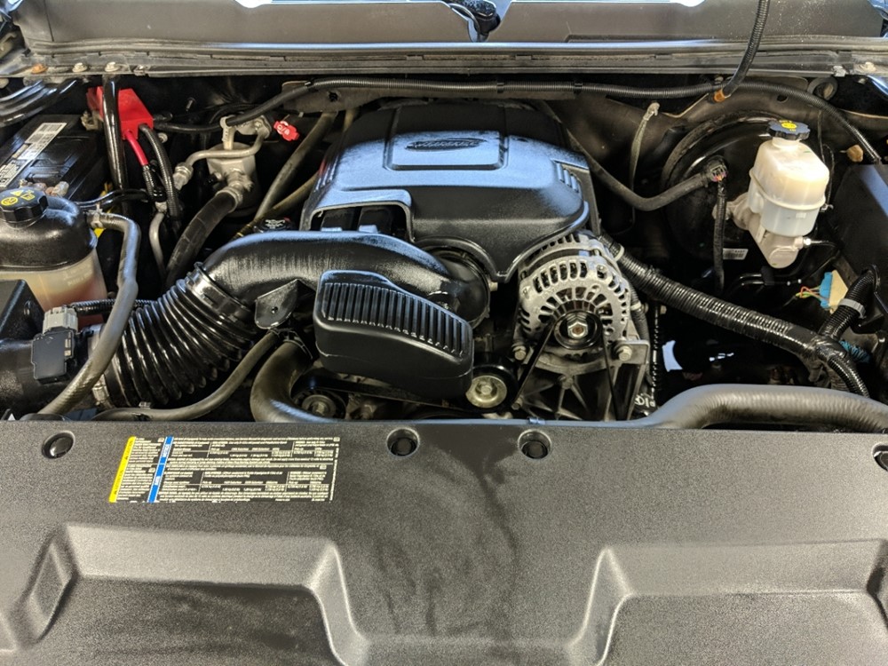 2011 Chevrolet Silverado 1500 - Engine