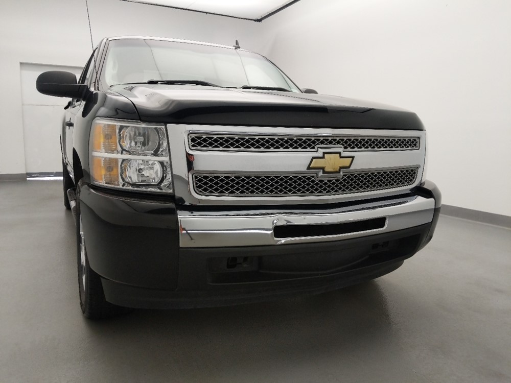 2011 Chevrolet Silverado 1500 - Passenger Front Hood