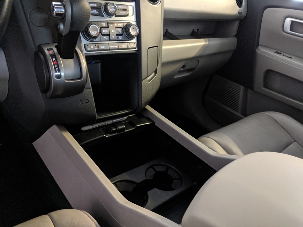 2013 Honda Pilot - Center Console/Cup Holders