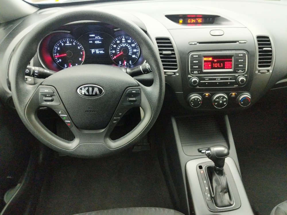 2016 Kia Forte - Driver Dash