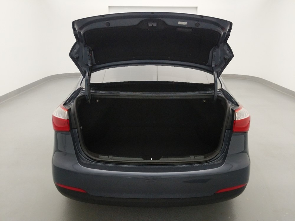 2016 Kia Forte - Trunk