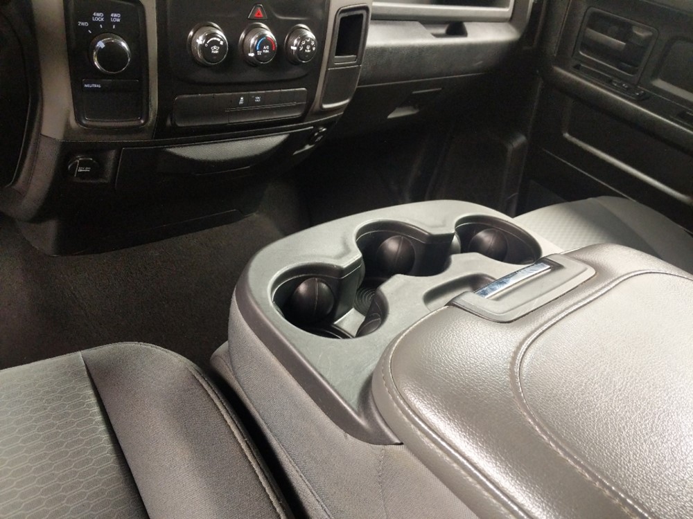 2013 Dodge Ram 1500 - Center Console/Cup Holders