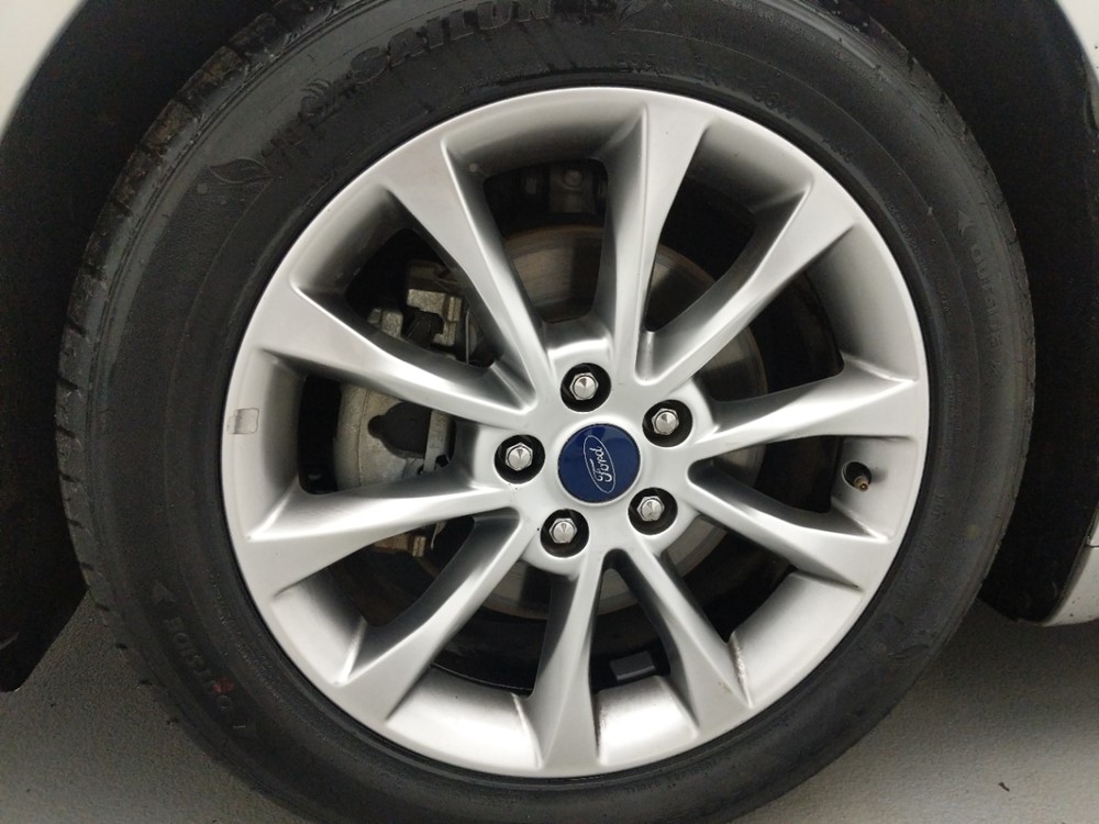 2017 Ford Fusion - Wheel