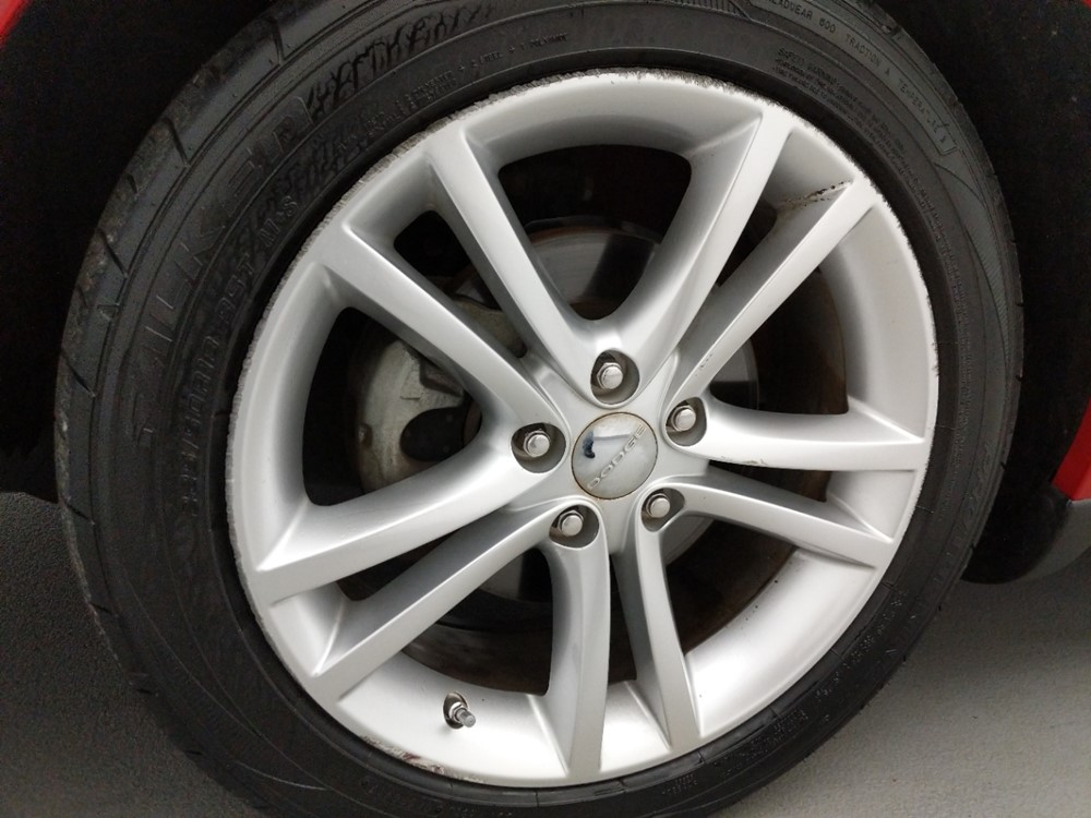 2014 Dodge Avenger - Wheel