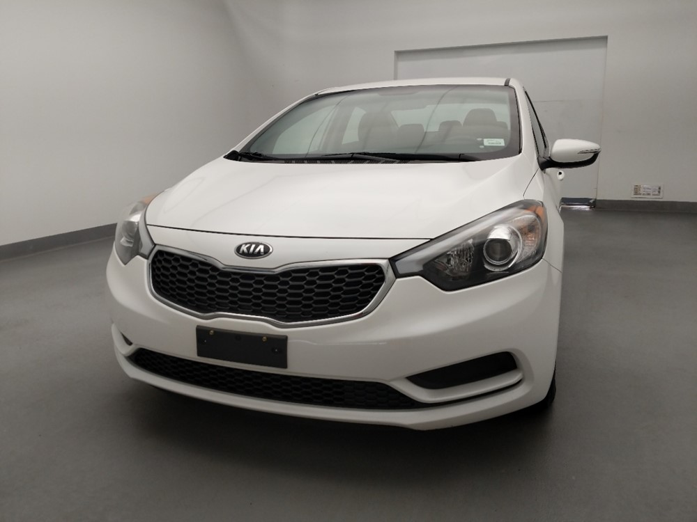 2016 Kia Forte - Driver Front Hood