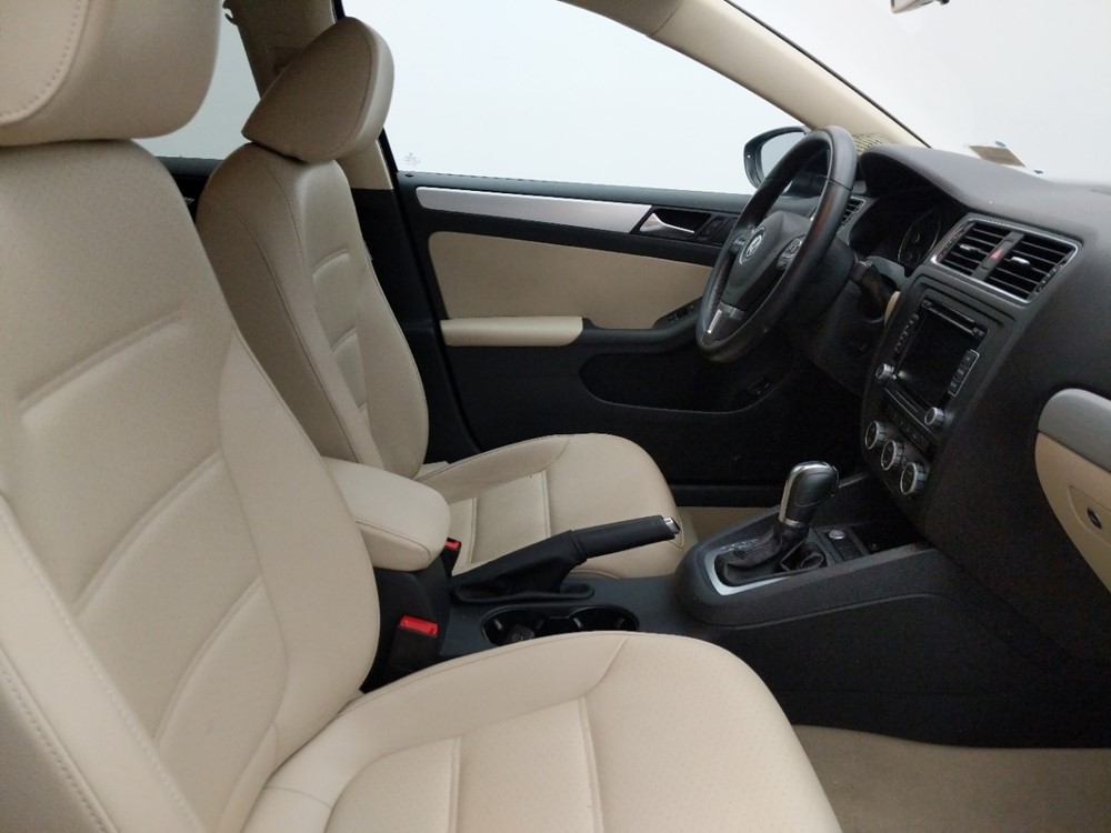 2014 Volkswagen Jetta - Passenger Front Seat