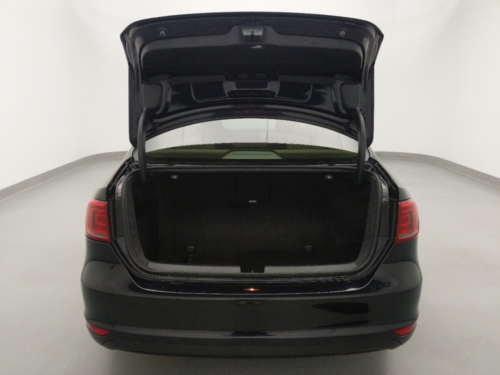 2014 Volkswagen Jetta - Trunk