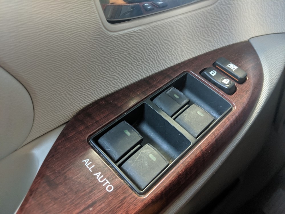 2013 Toyota Sienna - Driver Power Windows/Lock Control