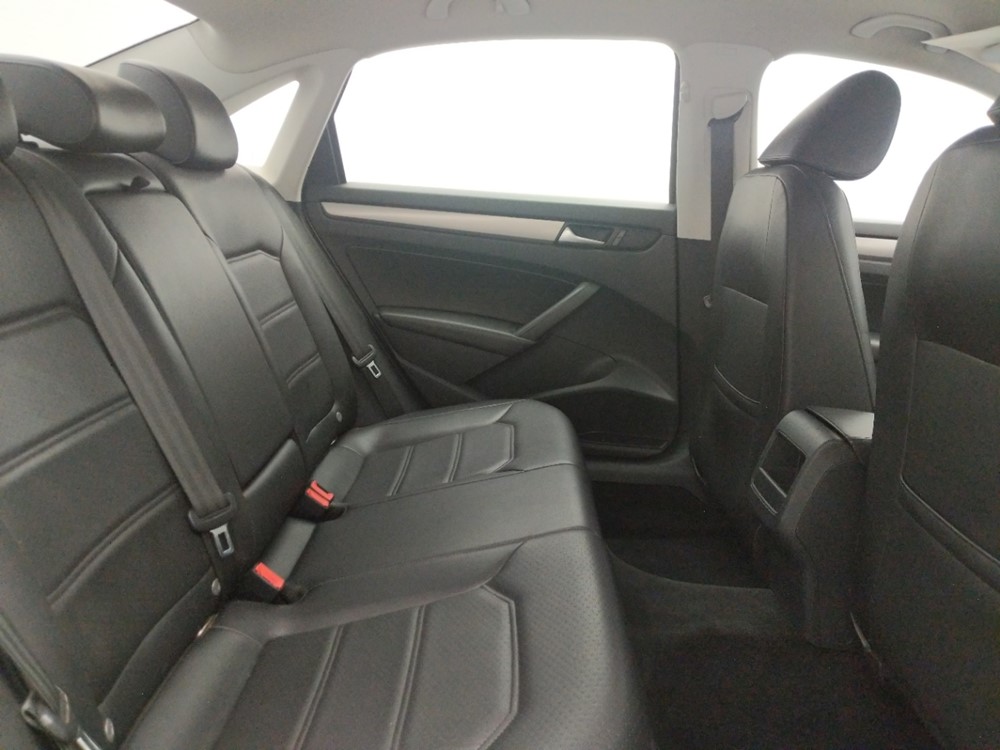 2015 Volkswagen Passat - Passenger Rear Seat