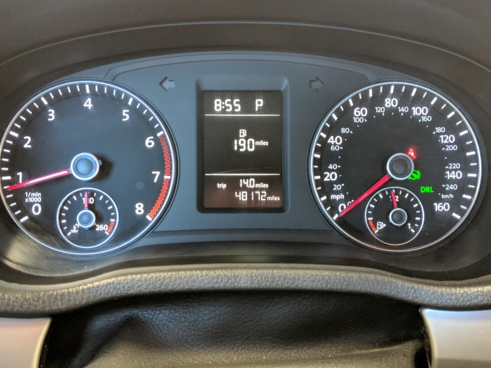 2015 Volkswagen Passat - Odometer Close Up