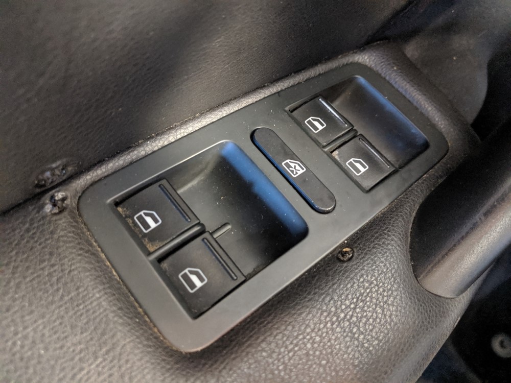 2015 Volkswagen Passat - Driver Power Windows/Lock Control