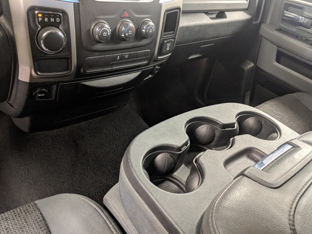 2014 Dodge Ram 1500 - Center Console/Cup Holders