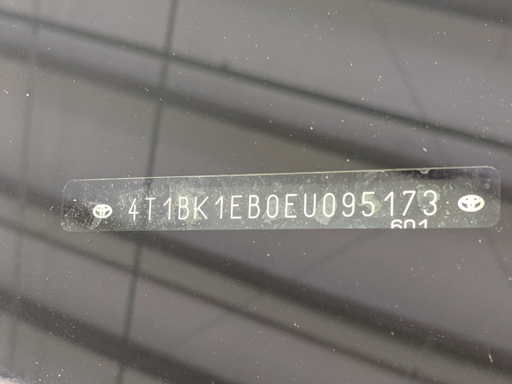 2014 Toyota Avalon - VIN Plate