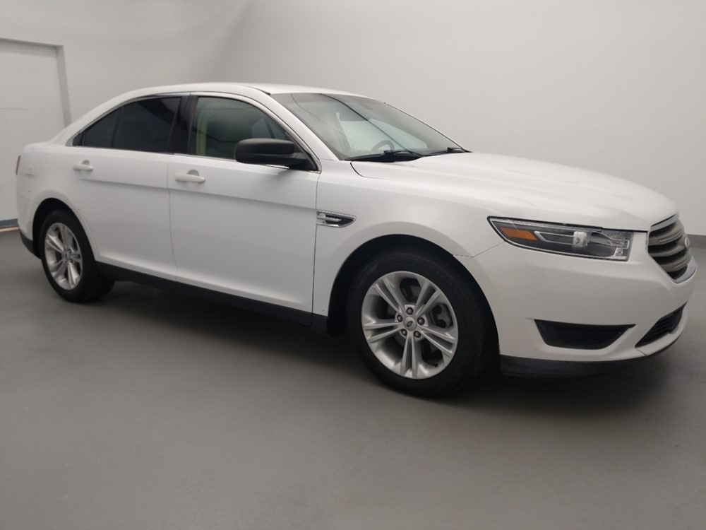 2016 Ford Taurus - Passenger Front Side