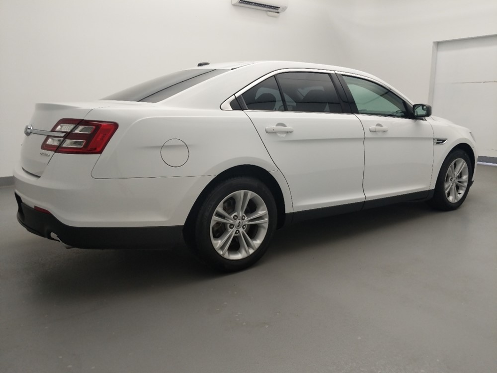2016 Ford Taurus - Passenger Rear Side