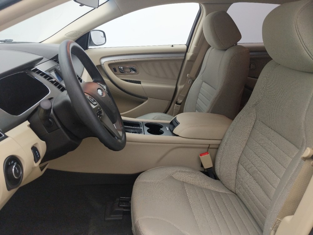 2016 Ford Taurus - Driver Front Seat
