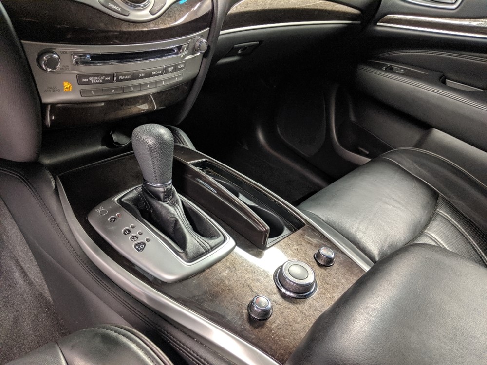 2015 INFINITI QX60 - Center Console/Cup Holders