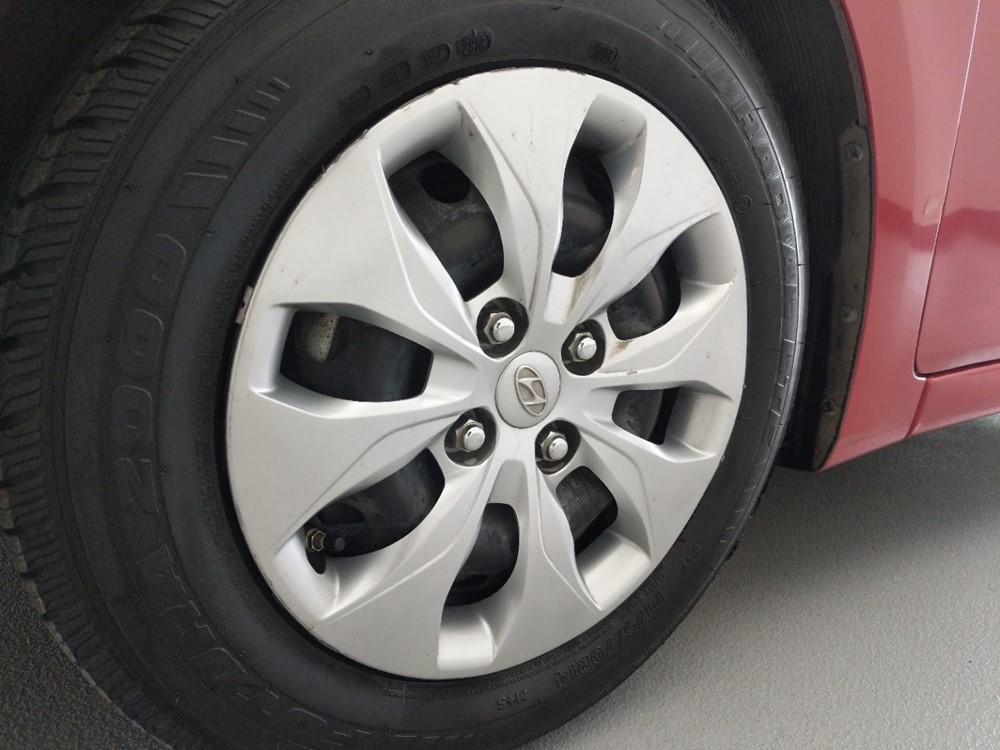 2017 Hyundai Accent - Wheel