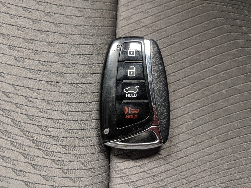 2018 Hyundai Santa Fe - Keys