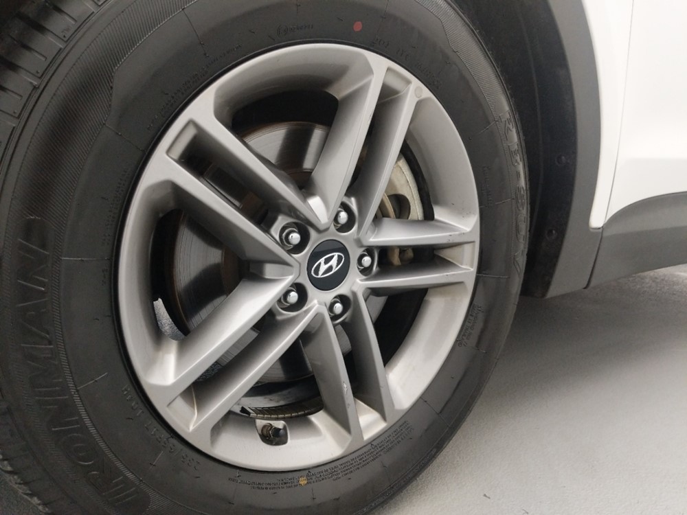 2018 Hyundai Santa Fe - Wheel