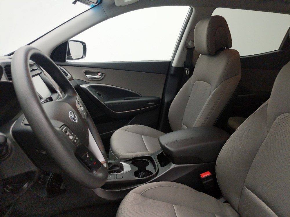 2018 Hyundai Santa Fe - Driver Front Seat
