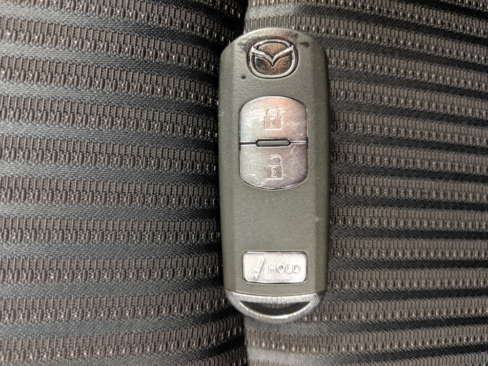 2016 Mazda Mazda3 - Keys