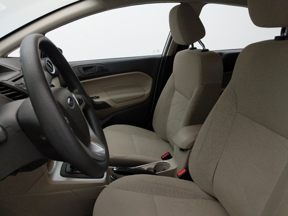 2018 Ford Fiesta - Driver Front Seat