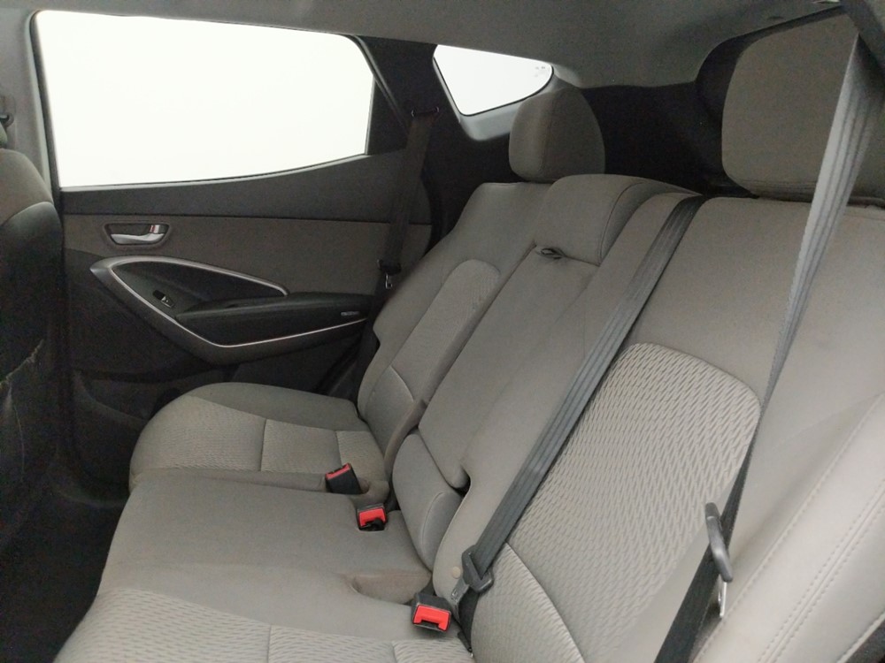 2015 Hyundai Santa Fe - Driver Rear Seat