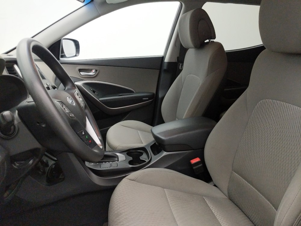 2015 Hyundai Santa Fe - Driver Front Seat