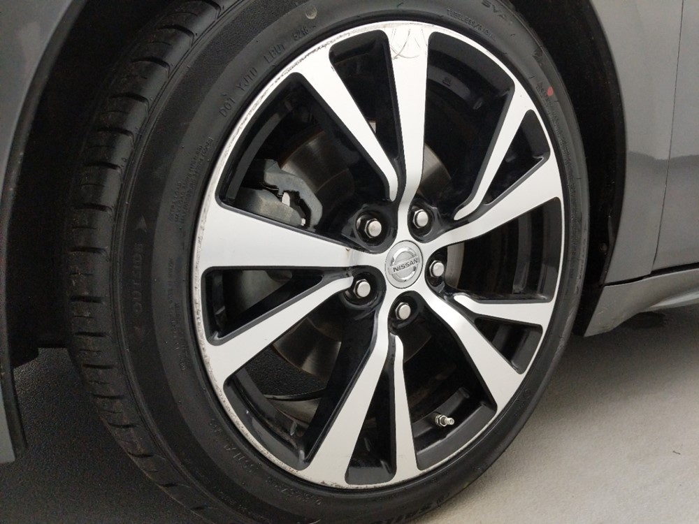2018 Nissan Maxima - Wheel