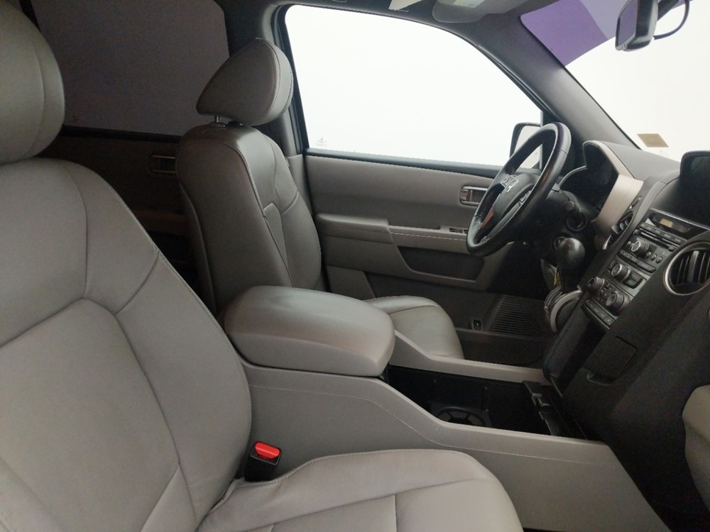 2015 Honda Pilot - Passenger Front Seat