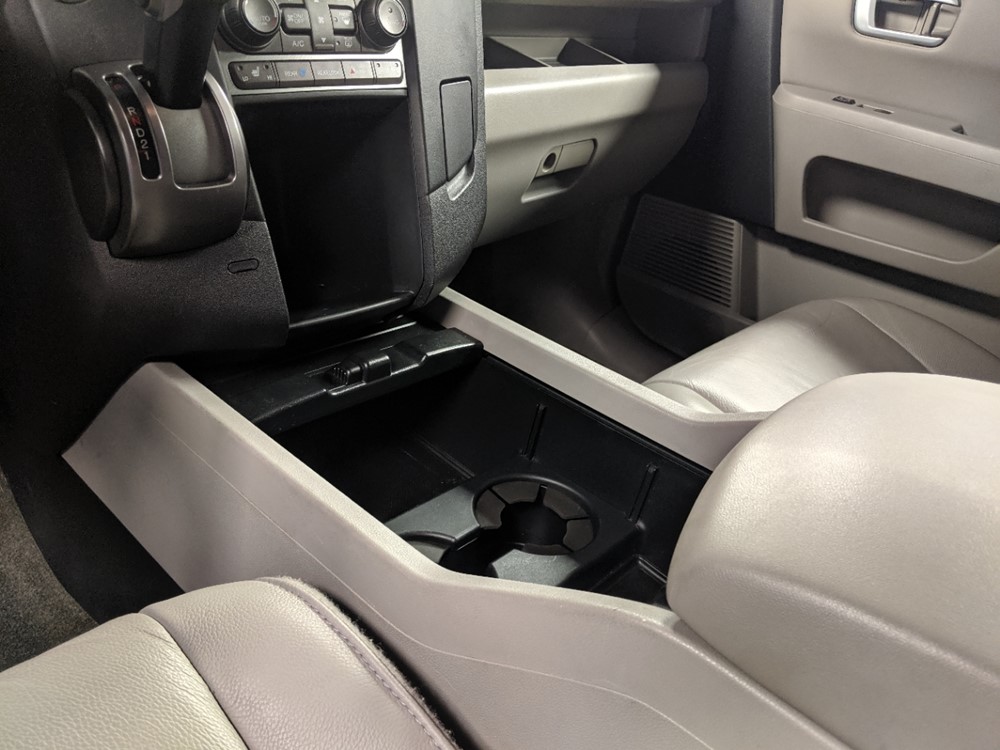 2015 Honda Pilot - Center Console/Cup Holders