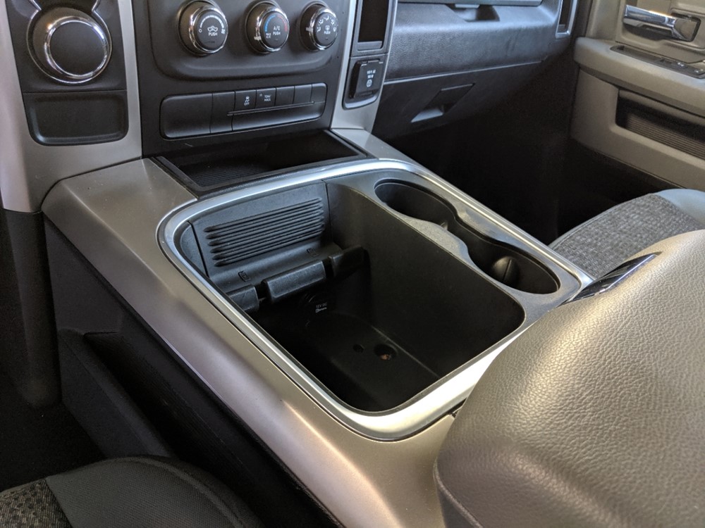 2017 Dodge Ram 1500 - Center Console/Cup Holders