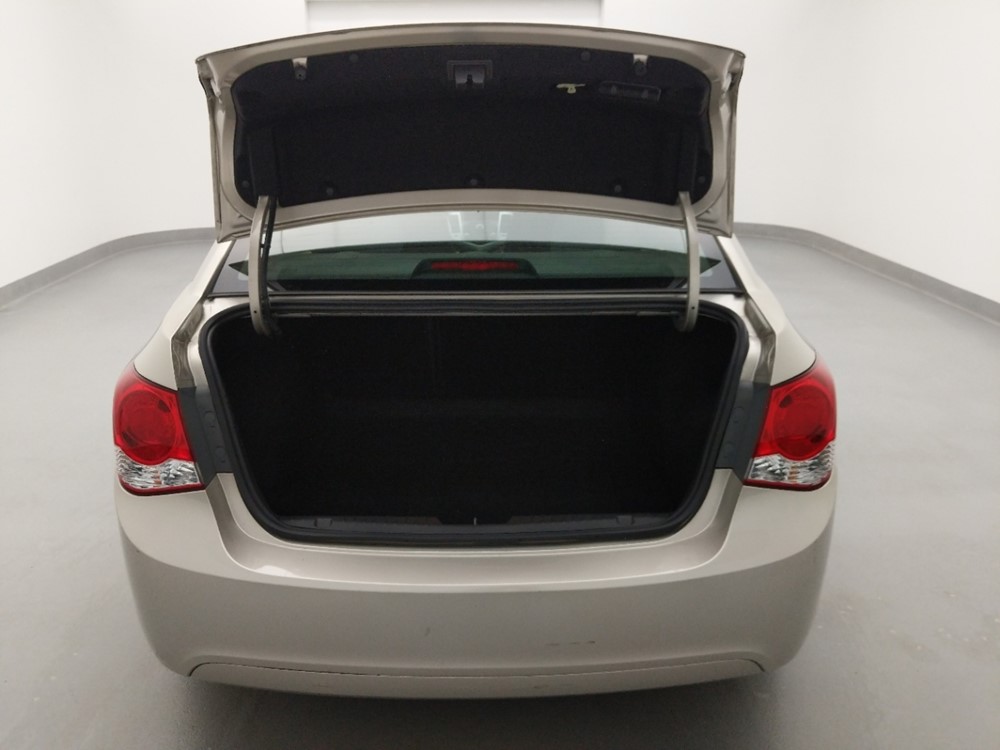 2016 Chevrolet Cruze - Trunk