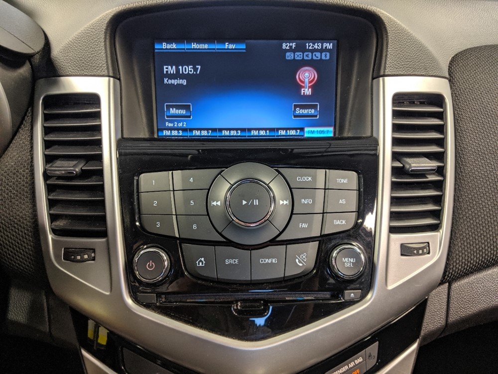 2016 Chevrolet Cruze - Stereo Package