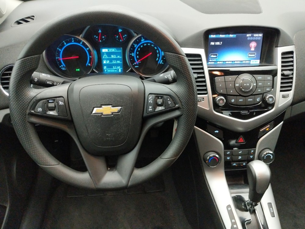 2016 Chevrolet Cruze - Driver Dash