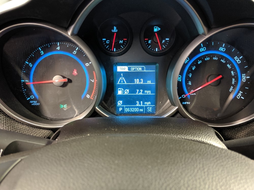 2016 Chevrolet Cruze - Odometer Close Up