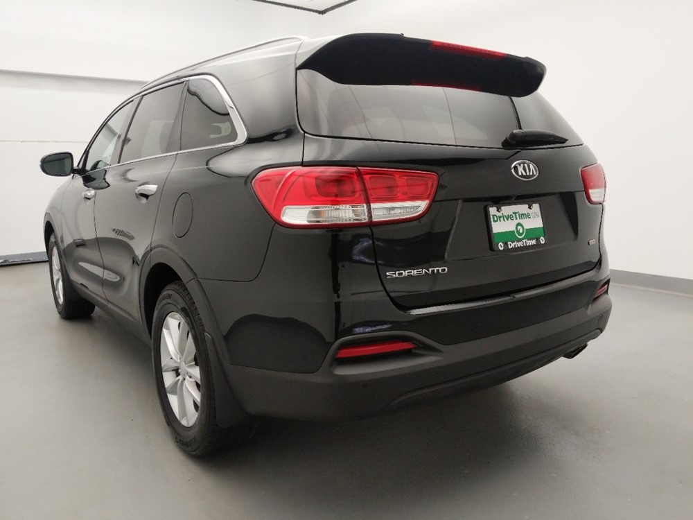 2016 Kia Sorento - Driver Rear Bumper
