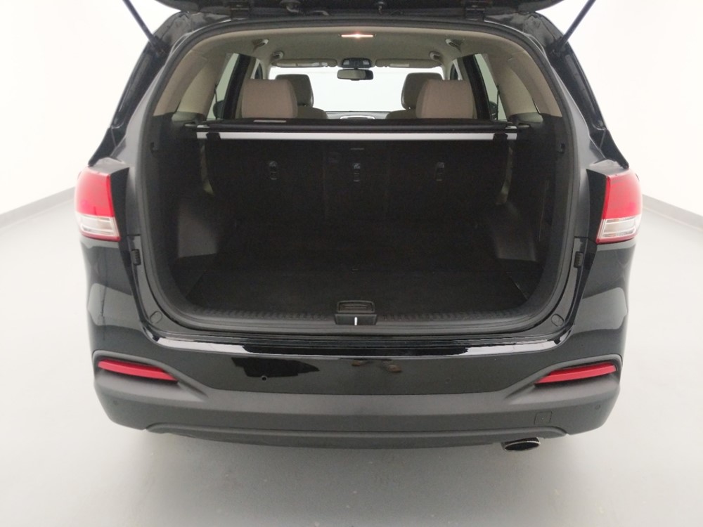 2016 Kia Sorento - Trunk