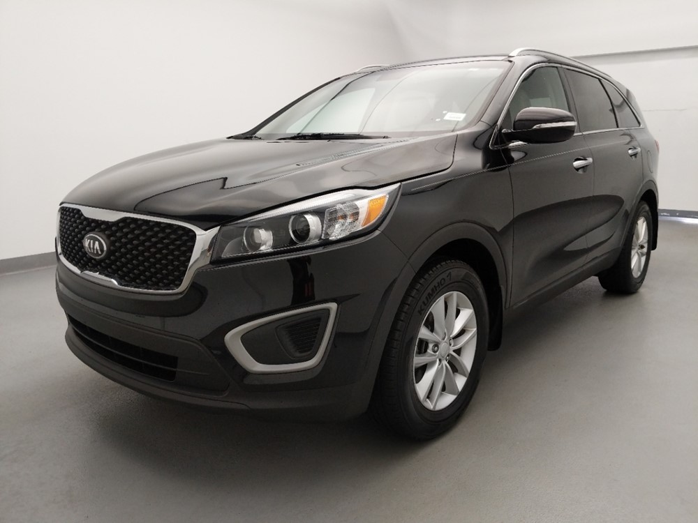 2016 Kia Sorento - Driver Front Bumper