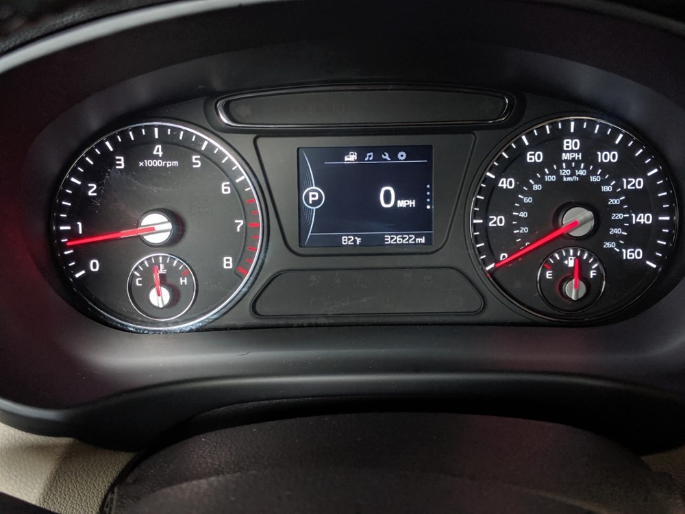 2016 Kia Sorento - Odometer Close Up