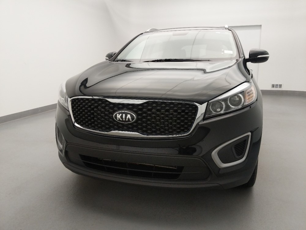 2016 Kia Sorento - Driver Front Hood
