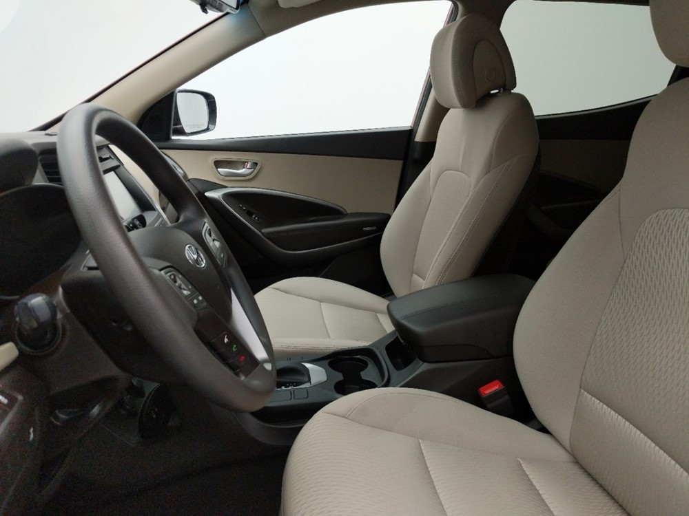 2017 Hyundai Santa Fe - Driver Front Seat