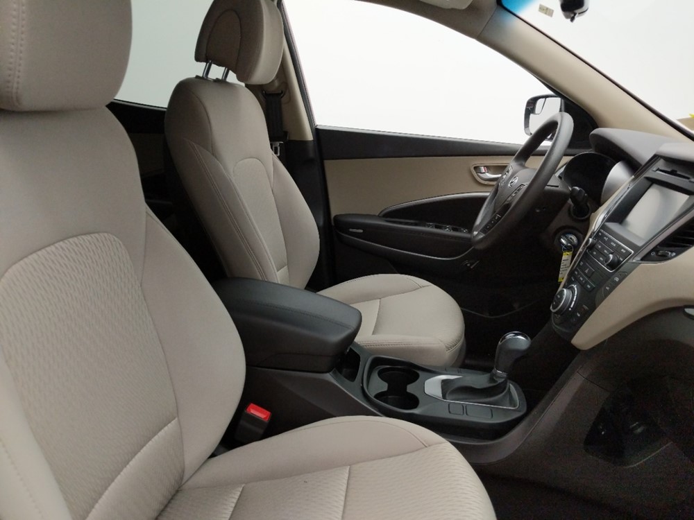 2017 Hyundai Santa Fe - Passenger Front Seat