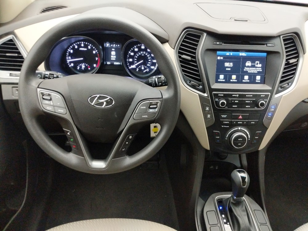 2017 Hyundai Santa Fe - Driver Dash