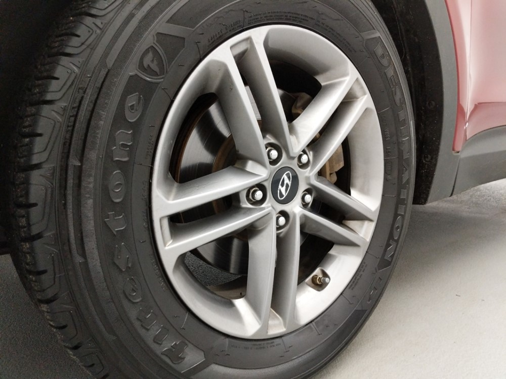 2017 Hyundai Santa Fe - Wheel