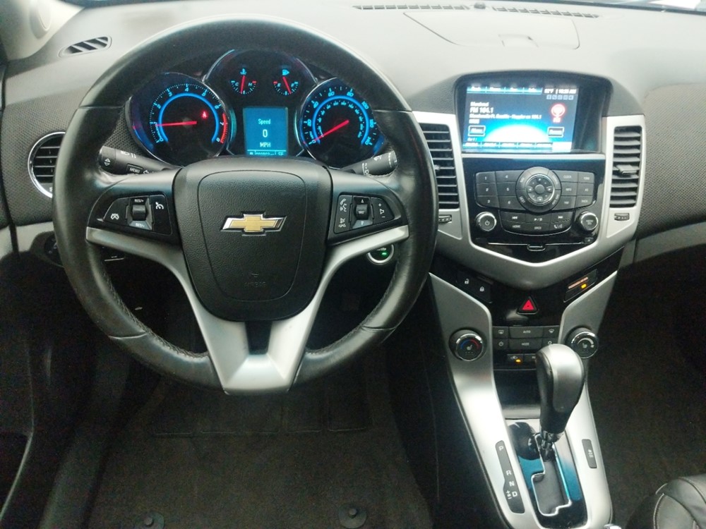 2012 Chevrolet Cruze - Driver Dash