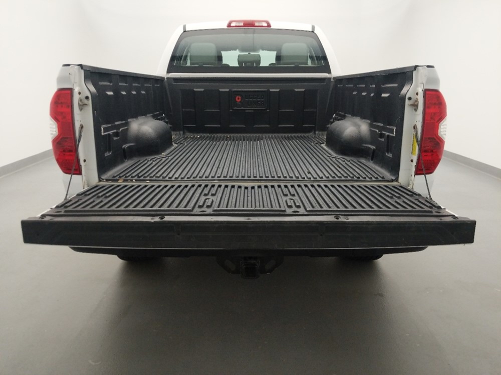 2017 Toyota Tundra - Trunk