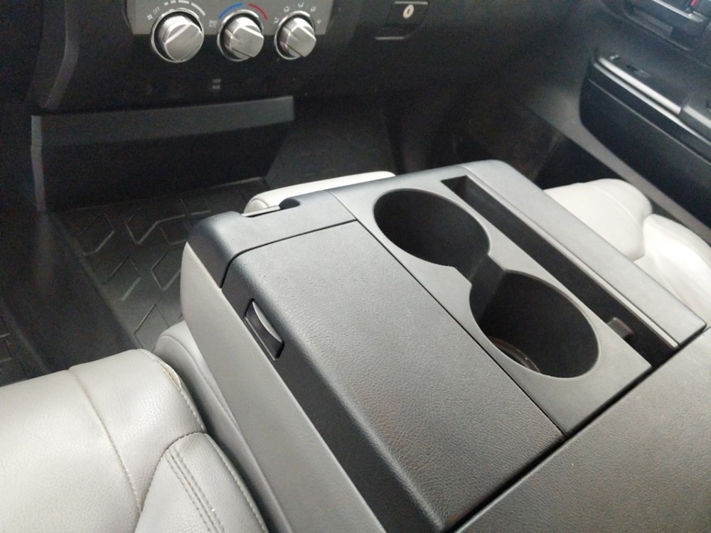 2017 Toyota Tundra - Center Console/Cup Holders